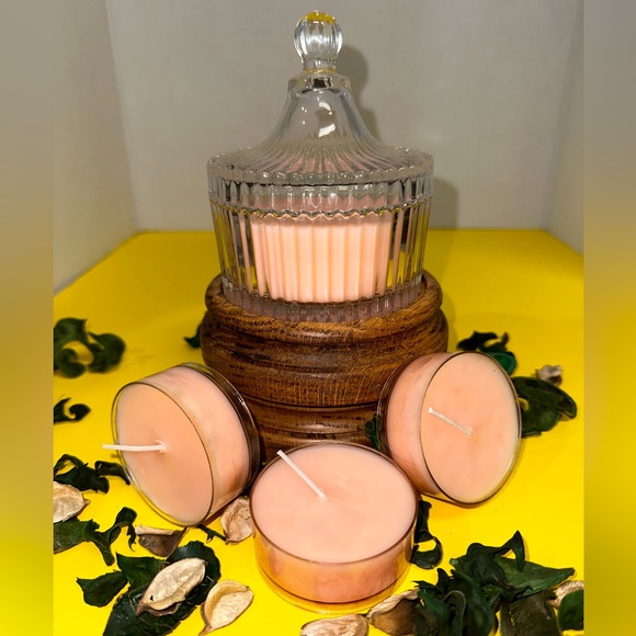 PEAR KNOCKOUT, FUZZY PATCHOULI, FRESH CLEAN COTTON, MAHOGANY COCONUT SHEA BUTTER - Picture 1 of 13